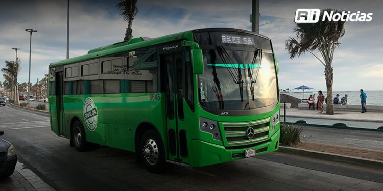 Transportistas ajustarán horarios y rutas para el Carnaval de Mazatlán