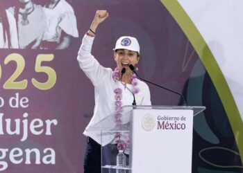 “¡Que nadie nos vea de arriba abajo!”, reitera Sheinbaum; desea pronta recuperación al Papa Francisco