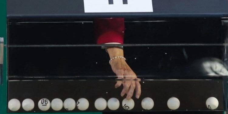 Legislativo y Ejecutivo llevan a cabo sorteo de reforma judicial