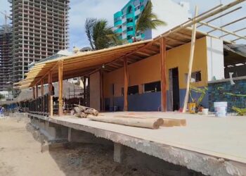 “Ya hay permisos federales”, dice Estrella Palacios por construcción de nueva palapa en el malecón