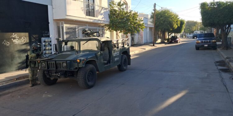 Asegura Ejército Mexicano dos inmuebles en la colonia Tierra Blanca en Culiacán