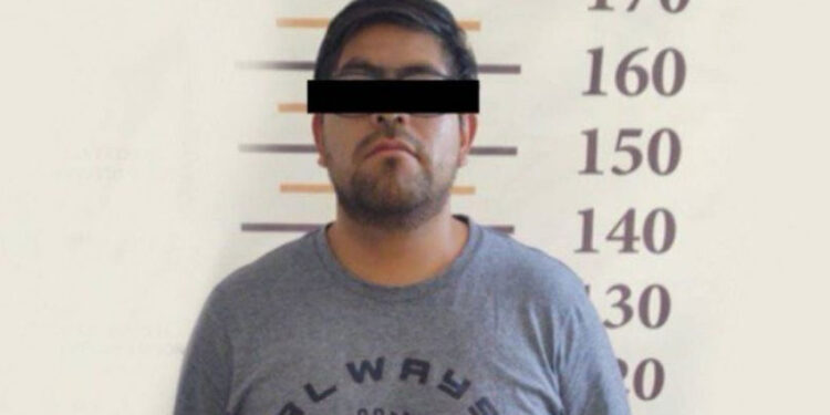 Óscar se hizo pasar por hermano de la niña Jennifer para trasladarse en su huida