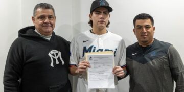 De Culiacán a Miami: Juan Franco Alva firma contrato con los Marlins
