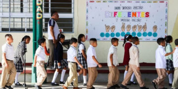 SEP 2025: ¿Se suspenderán las clases el 24 de febrero por el Día de la Bandera?