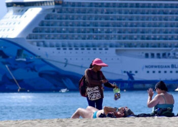 Turismo extranjero deja derrama de más de 32 mil mdd en 2024: INEGI