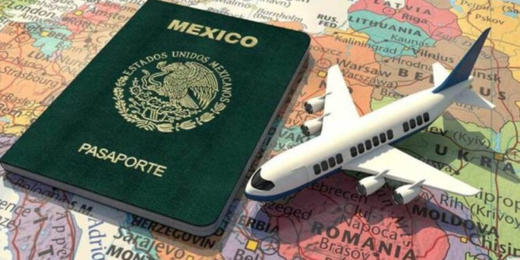 Pasaporte mexicano: así puedes recibir el 50% de descuento en el trámite este 2025