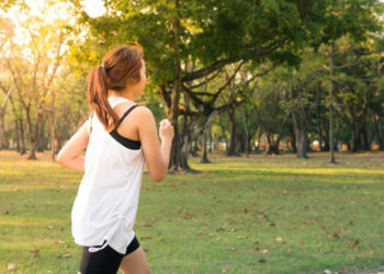 ¿Cuánto tiempo debo hacer ejercicio para ver resultados en mí cuerpo?