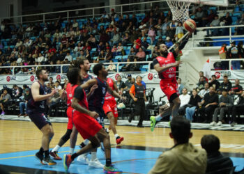 Venados Basketball impuso sus condiciones en casa y con su gente para quedarse con explosivo triunfo