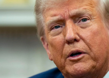Mañana habrá aranceles del 25% a México y Canadá: Trump