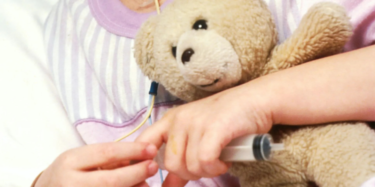 Secretaría de Salud anuncia programa de apoyo a niños cáncer