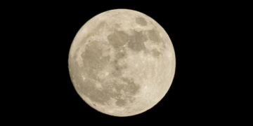 Luna de Gusano 2025; Esta es la hora exacta del fenómeno astronómico en México