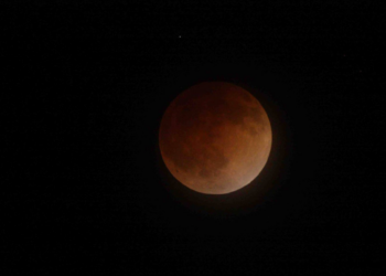 Un eclipse lunar total como este se volverá a ver hasta 2048: NASA