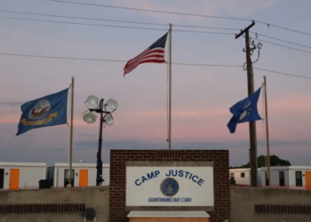 Sheinbaum confirma que mexicanos deportados de EE.UU. no serán enviados a base de Guantánamo