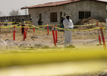 Por qué el caso de Teuchitlán no se puede comparar con Ayotzinapa, según el gobierno de Sheinbaum