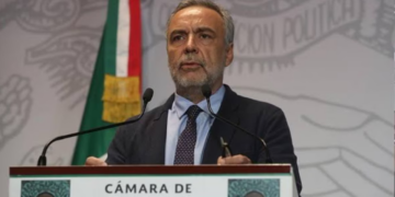 Presenta Morena Ley Antifuero tras salvaguardar la inmunidad de Cuauhtémoc Blanco