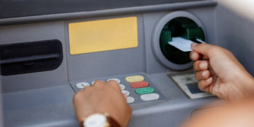 ¿Dejarán de funcionar los cajeros durante el cierre masivo de bancos de abril? Esto se sabe