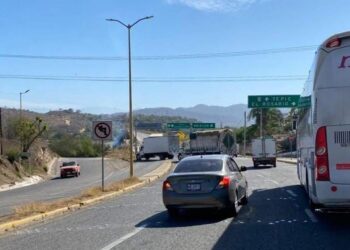 Reportan presunto enfrentamiento en El Rosario; bloquean puente Baluarte y entronque a Chametla