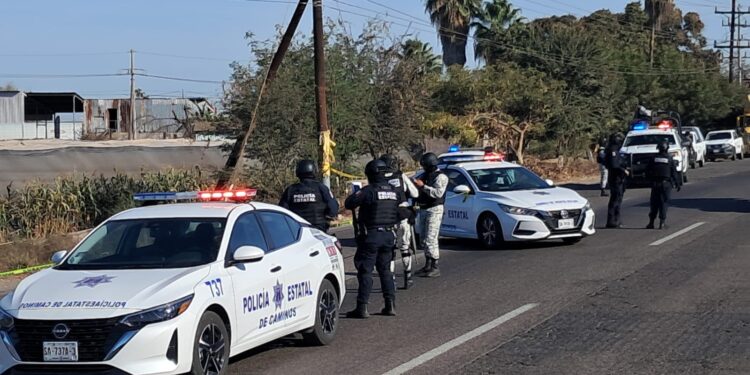 Estaba decapitado el cuerpo encontrado sobre la carretera Culiacán-Eldorado en Costa Rica, Culiacán
