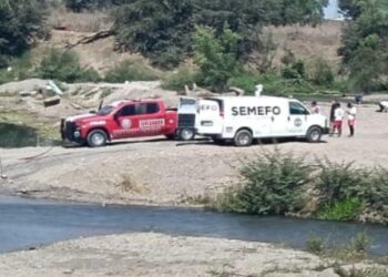 Encuentran cuerpo flotando en aguas del Río Presidio