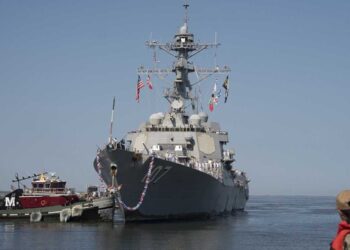 EU despliega un buque de guerra para la seguridad en la frontera con México