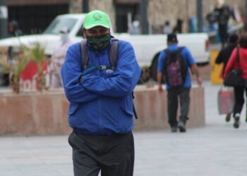 Frente frío refrescará temperaturas: habrá lluvias, -15 grados y heladas este domingo