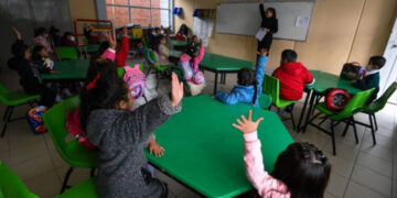Gobiernos van por la erradicación de comida chatarra en escuelas y mejorar la salud de los alumnos