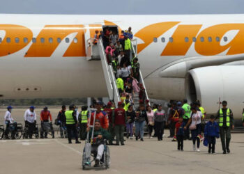 México repatría a Venezuela a 21 niños migrantes que viajaban solos
