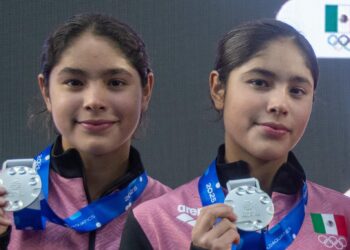 Copa del Mundo de Clavados Guadalajara 2025: ¡México gana la primera medalla con Lía y Mía Cuevas!
