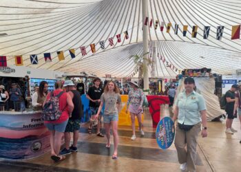 Mazatlán recibe a más de 6 mil visitantes con la llegada de dos cruceros este miércoles