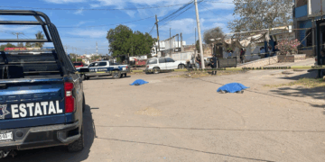 Hallan a dos hombres asesinados y amarrados en la carretera a Sanalona en Culiacán