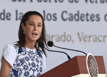 Sheinbaum llama “Vendepatrias” a quienes están a favor de buscar ayuda del extranjero; “México es libre y soberano”, dice
