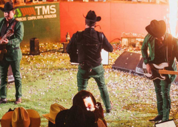 Los Alegres del Barranco se disculpan por proyectar imágenes de ‘El Mencho’ en conciertos