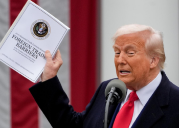 Trump se abre a llegar a acuerdos sobre aranceles si le ofrecen “Algo fenomenal”