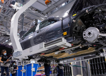 Exportación de autos en México cae 6 % en el primer trimestre ante aranceles