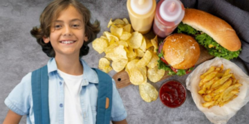 SEP: ¿Hay MULTAS por vender comida chatarra afuera de las escuelas?