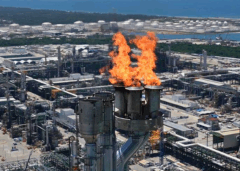 “No hay nada grave”: Sheinbaum descarta sabotaje en refinería de Dos Bocas