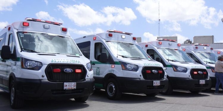 Recibe IMSS Sinaloa 29 ambulancias equipadas para beneficio de la población derechohabiente
