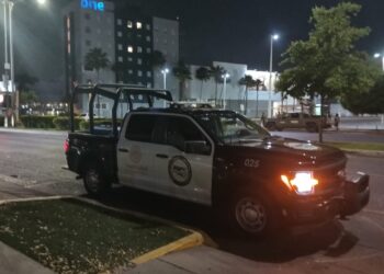 Ataque armado en Tres Ríos deja dos federales heridos y vehículo asegurado