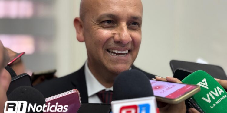 Nuevo titular del OIC “calla” y NO DESMIENTE parentesco con el Pity Velarde