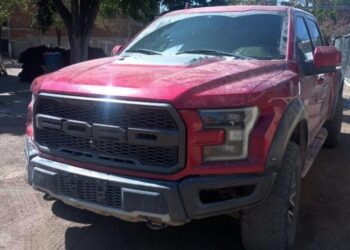 Aseguran camioneta con más de mil cartuchos en La Petaca, Concordia