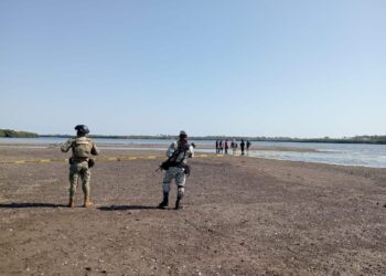 Colectivo de rastreadoras localizan restos óseos al sur de Mazatlán