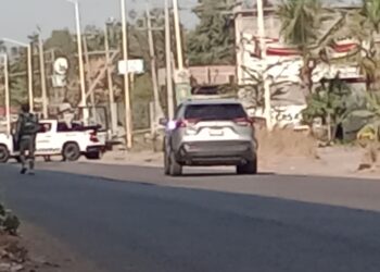 Abandonan vehículo que habría sido usado en ataque contra policías en Los Huizaches