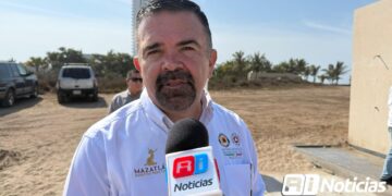 Protección Civil Mazatlán llama a bañistas obedece recomendaciones de salvavidas