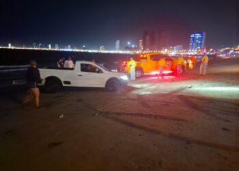 14 rescates durante Viernes y Sábado Santo en las playas de Mazatlán