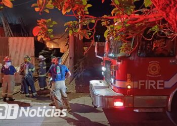 Incendio en bodega de madera es sofocado por Bomberos