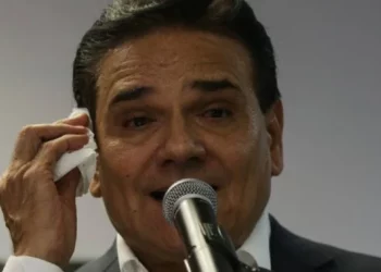 FGR impugna suspensión que frena orden de aprehensión contra Silvano Aureoles