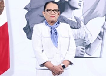 Rosa Icela Rodríguez viaja al Vaticano para asistir al funeral del Papa Francisco