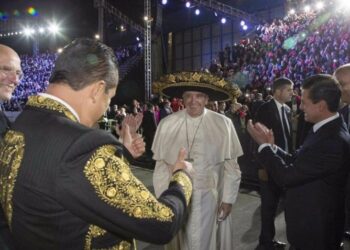 Peña Nieto reaparece en redes: lamenta muerte del Papa Francisco y recuerda su encuentro en 2016