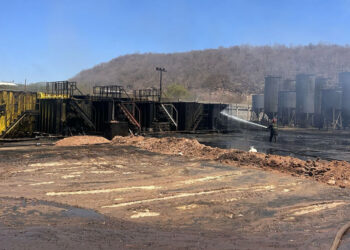 “Sofocado el incendio del almacén de combustible en La Costerita”: Roy Navarrete”