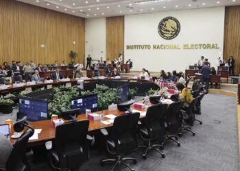 INE avala reglamentos para asumir funciones del INAI; se enfocará en acceso a información de partidos políticos